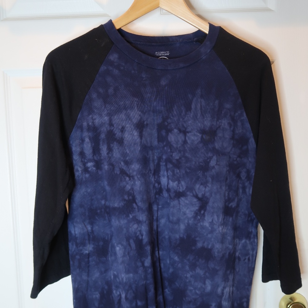 Baseball tee